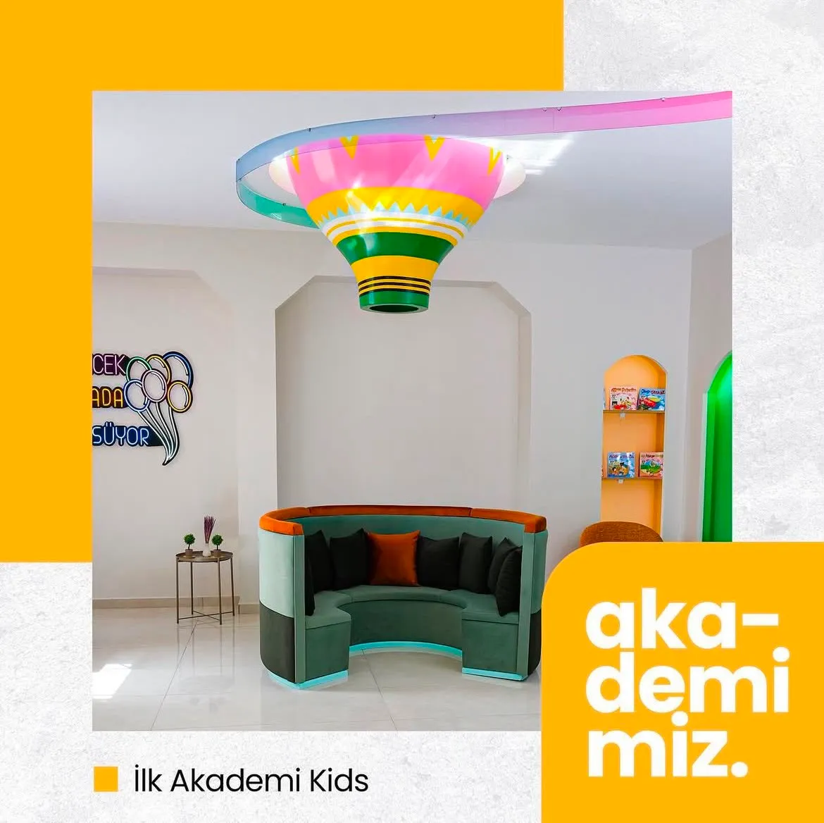 Balon temalı karşılama alanı